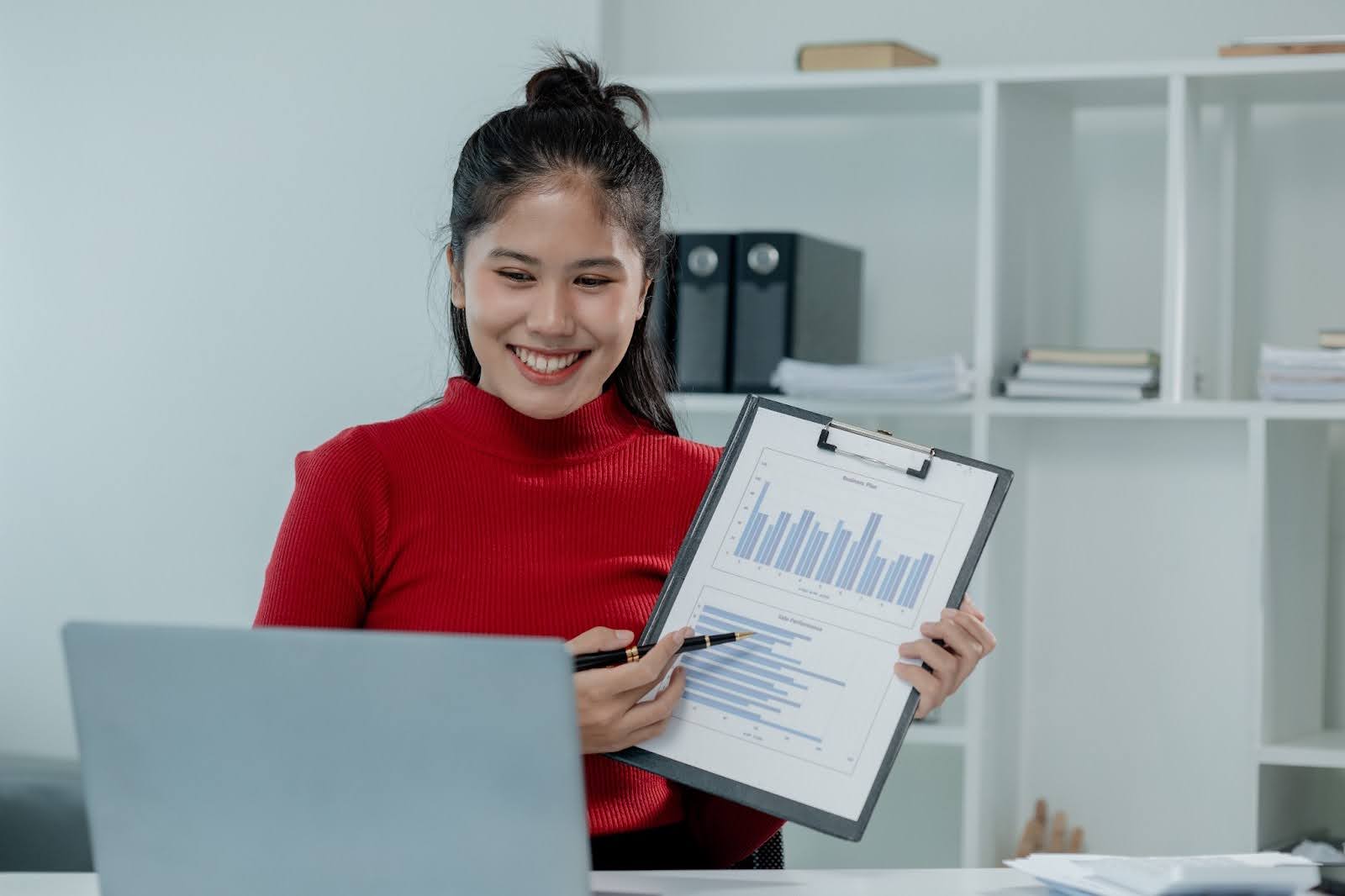 a pr person is reporting performance result in form of charts and data